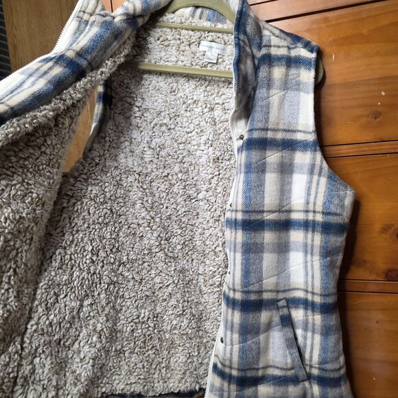 Christopher & Banks Plaid Vest Size Large Plaid Blue Brown Sherpa Lined Snaps - Picture 10 of 10
